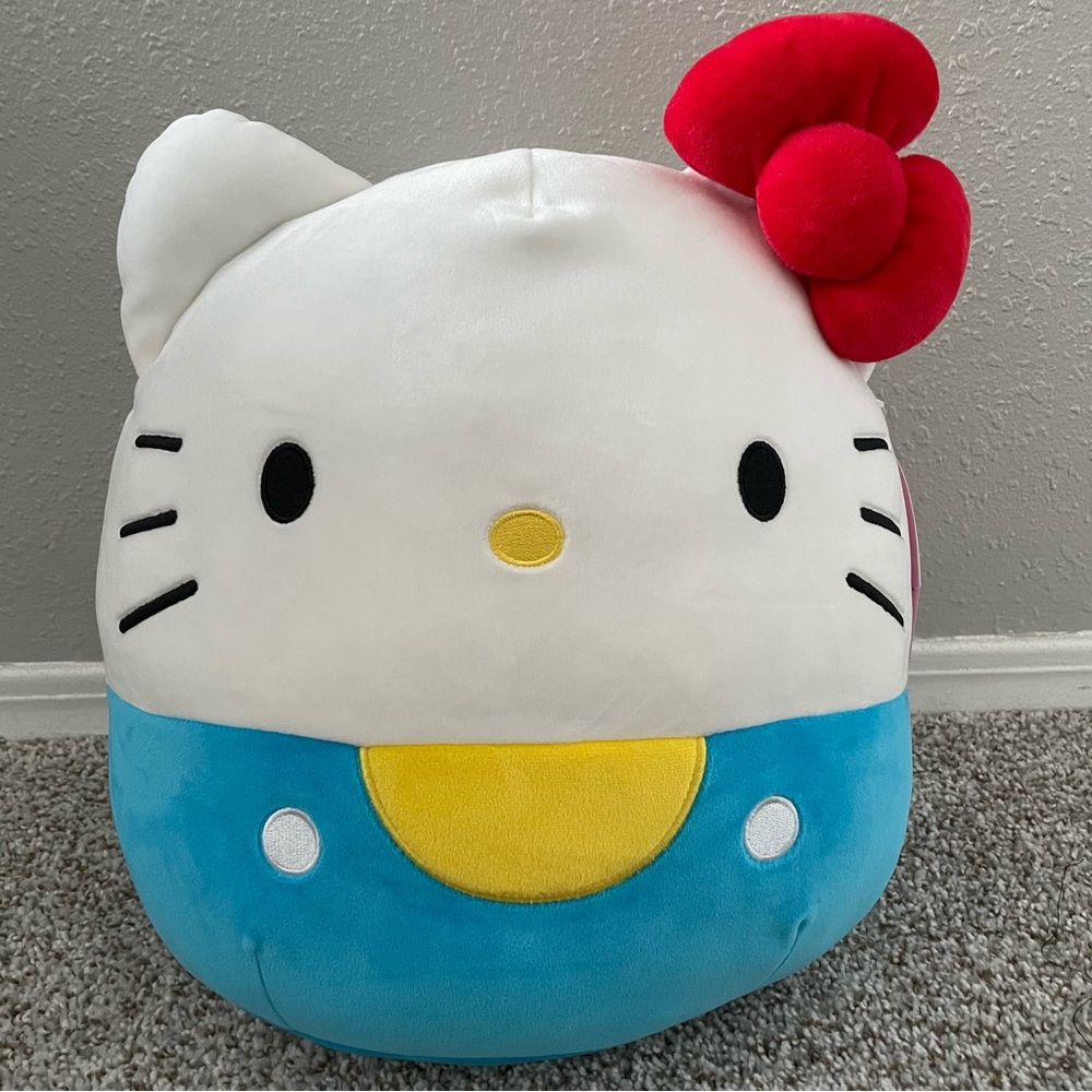 Hello Kitty Squishmallow 12”